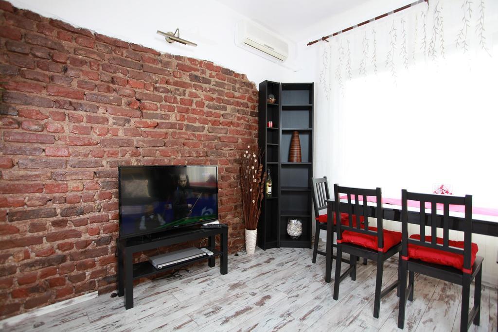 Raya Maisonette Софія Номер фото