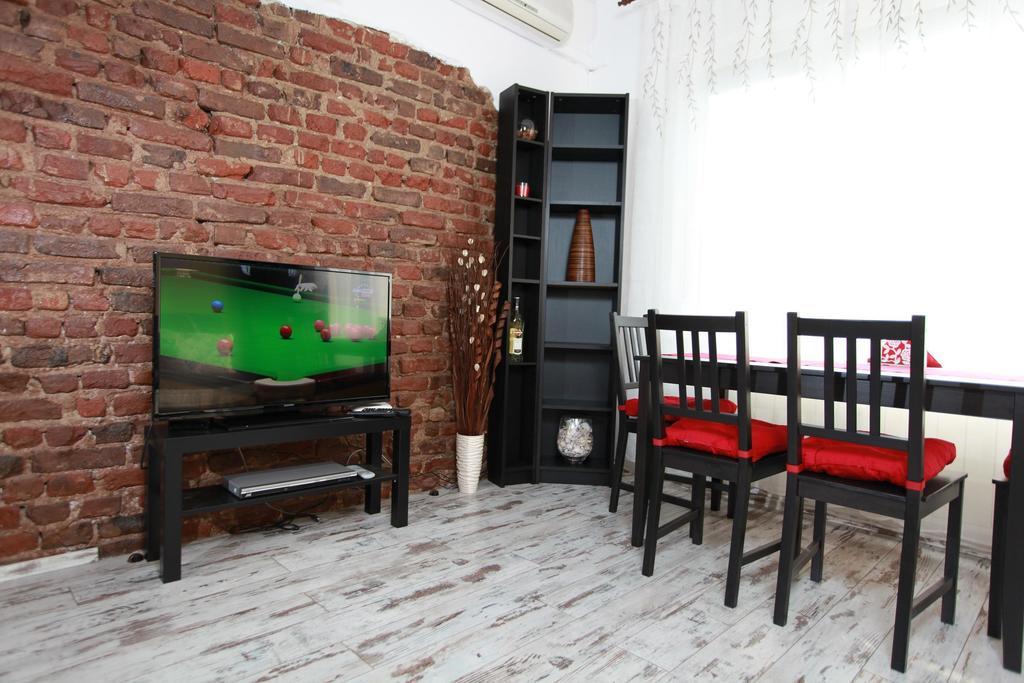 Raya Maisonette Софія Номер фото